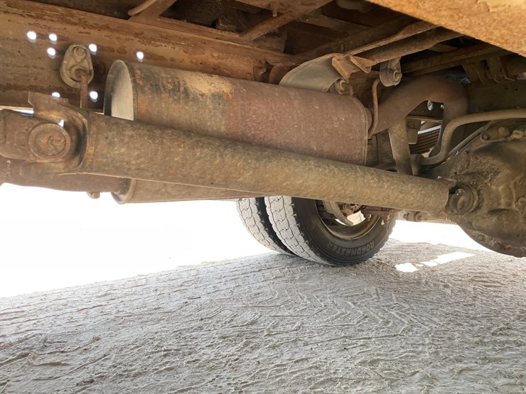 2003-ford-f550-image-91