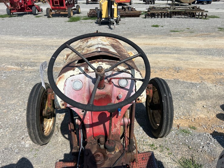 ford-tractor-image-9