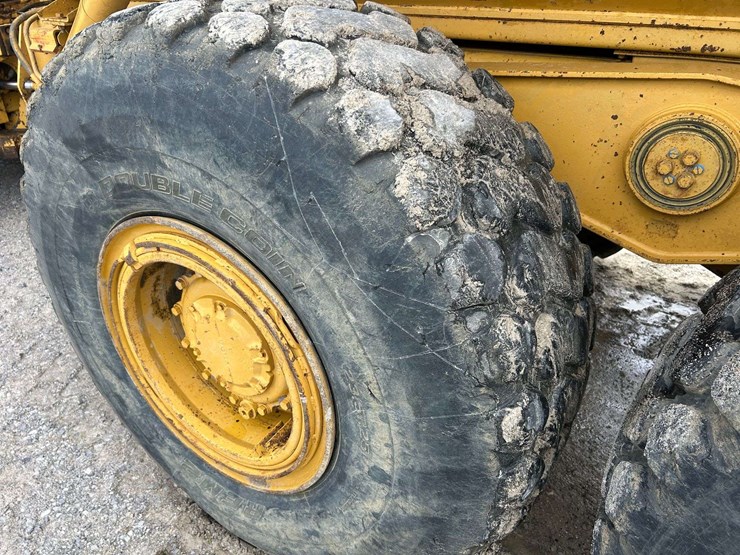caterpillar-d250e-image-20