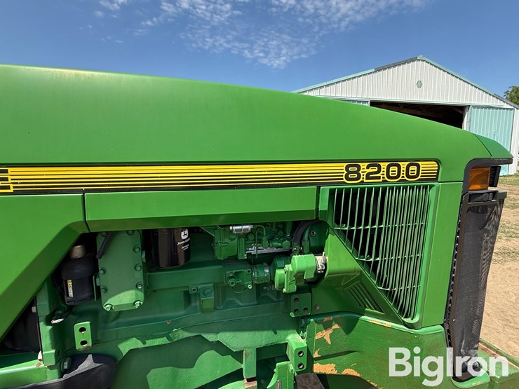 1995-john-deere-8200-image-19