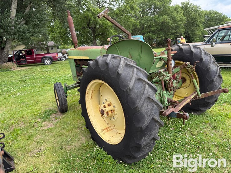 1963-john-deere-1010-image-7