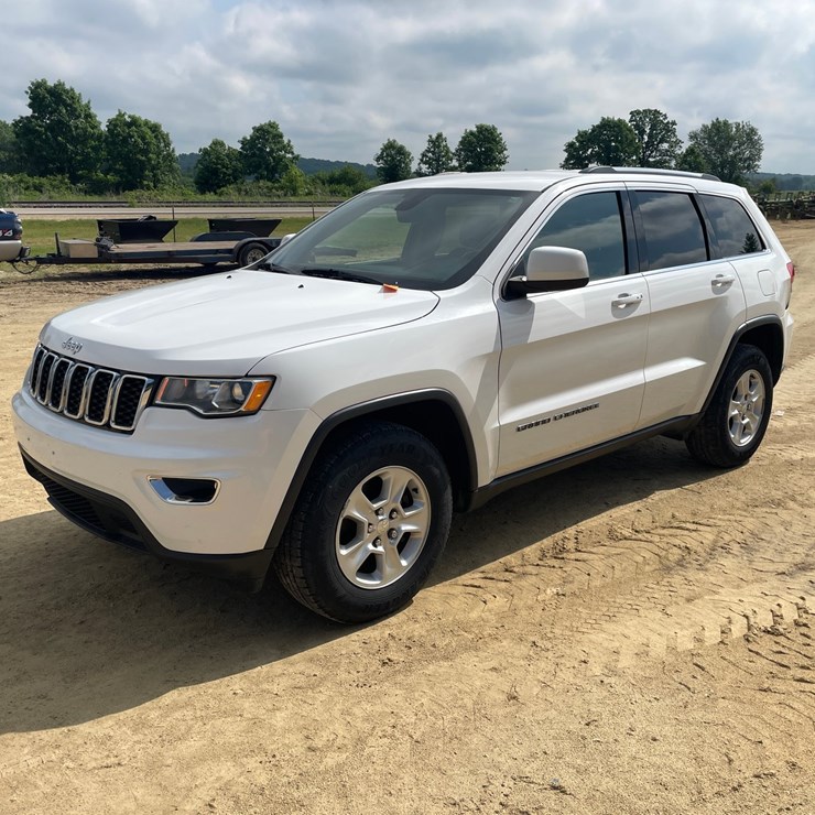 2017 JEEP GRAND CHEROKEE LAREDO