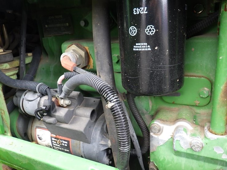 john-deere-210-image-28