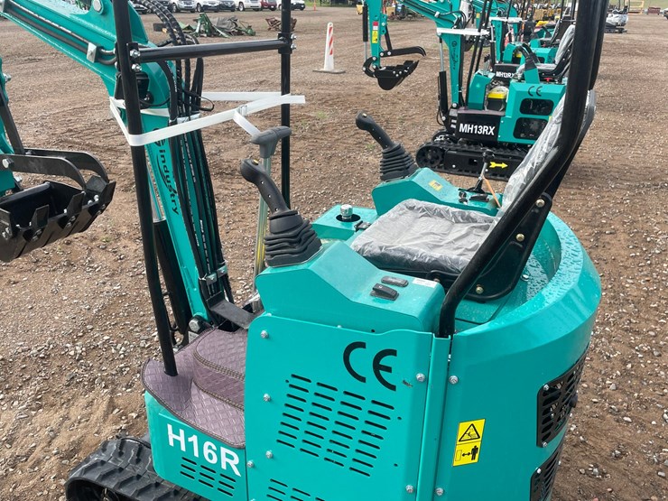 #2021-•-2026-cfg-h16r-mini-excavator-image-15