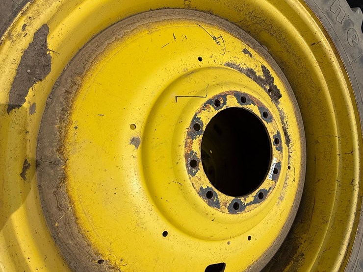 john-deere-8200-image-13