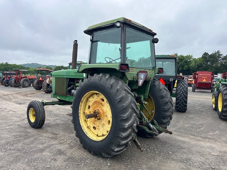 john-deere-4430-image-4