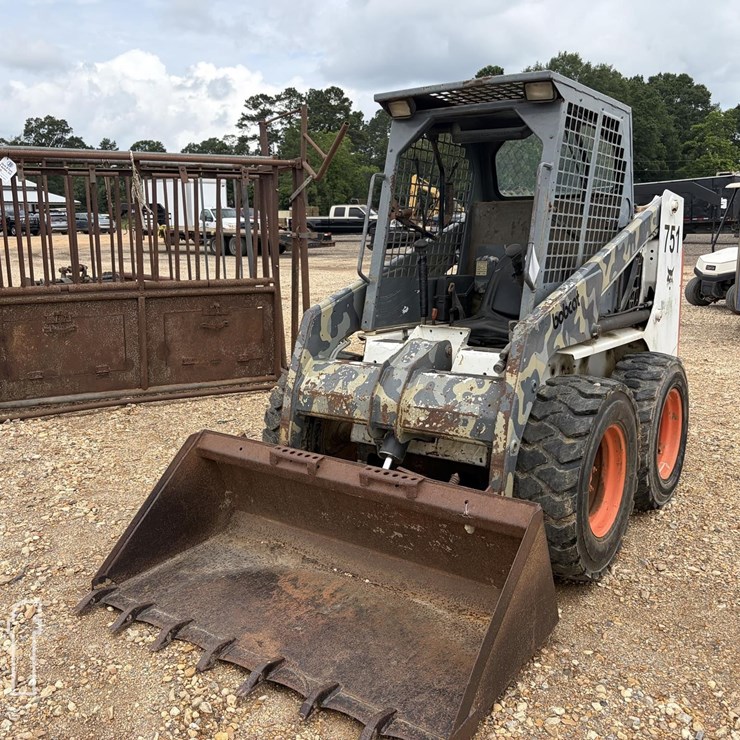 BOBCAT 751