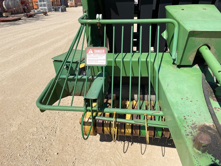john-deere-510-image-11