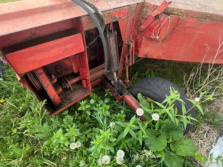 new-holland-489-image-7