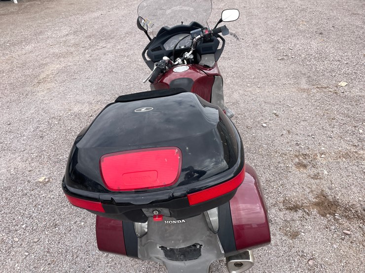 #213-•-2010-honda-touring-(has-a-nm-title)-image-7