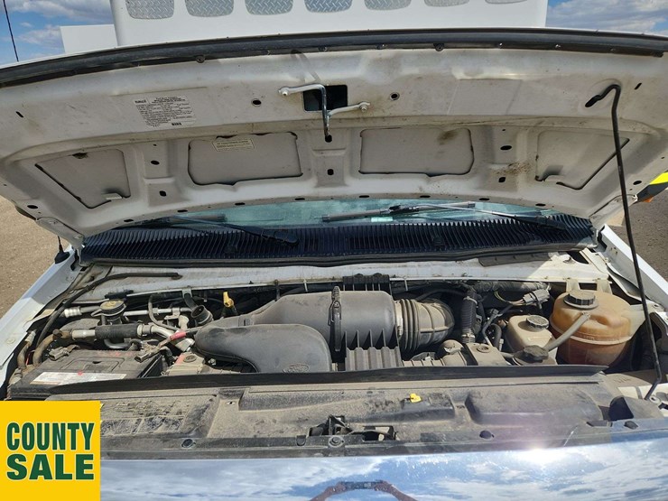 2016-ford-e450-image-29