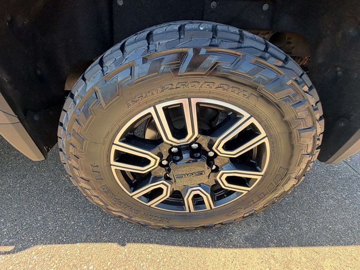 2020-gmc-sierra-2500-image-33