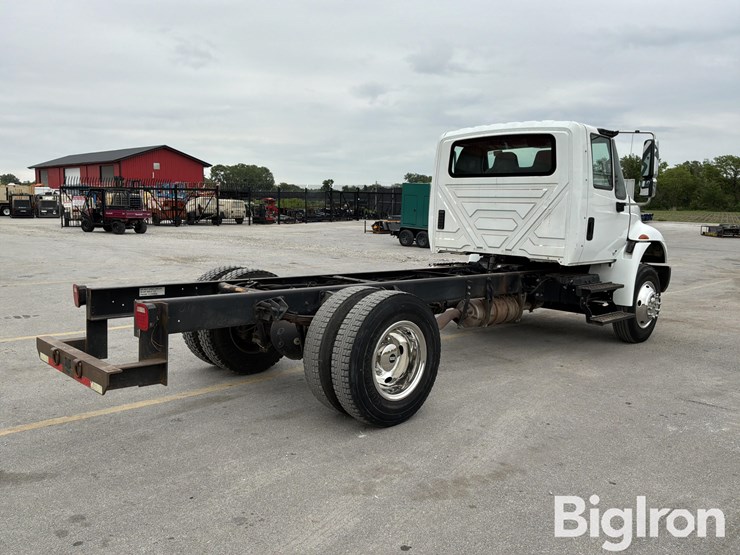 2019-international-4300-sba-image-5