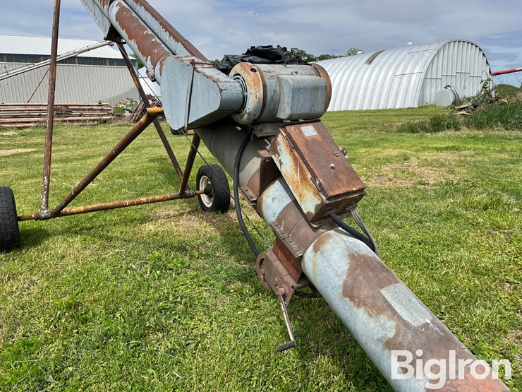 hutchinson-10"-portable-grain-auger-image-17