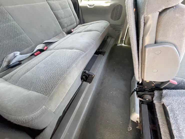 2002-ford-excursion-image-99