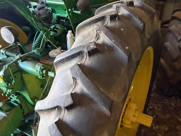 john-deere-a-image-14