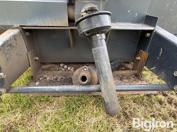 buhler-/-allied-9620-snowblower-image-11