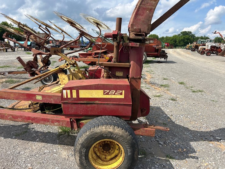 new-holland-782-image-7