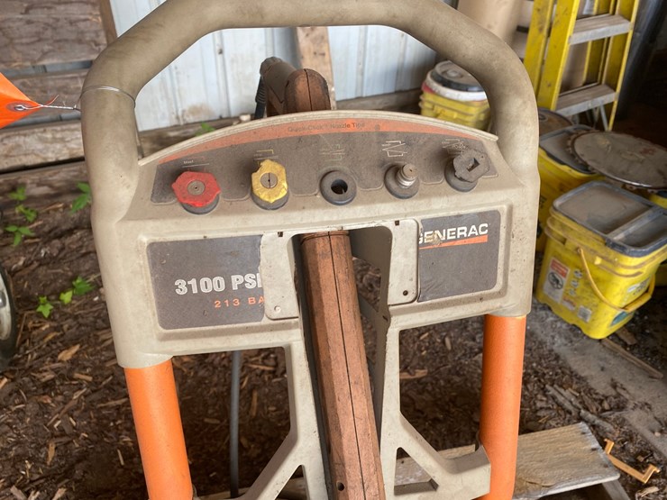 #7072-•-generac-3100-psi-gas-powered-pressure-washer-(deerbrook,-wi)-image-10