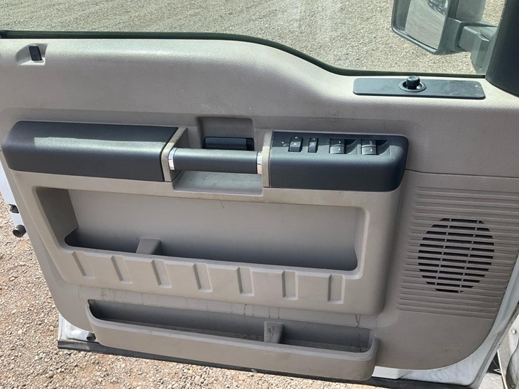 2008-ford-f250-image-27