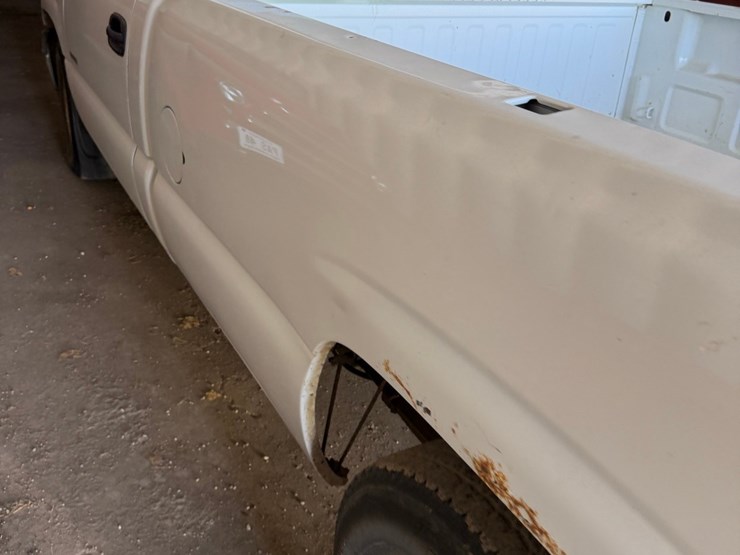 2002-chevy-1/2-ton-long-box-2wd-pickup,-6-cyl-gas,-automatic-transmission-image-22