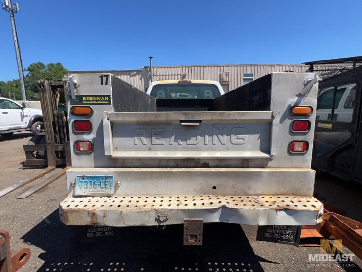2011-ford-f350-image-3