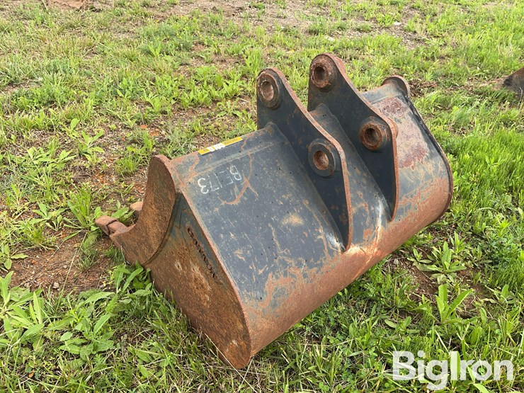 gannon-36”-backhoe-bucket-image-7