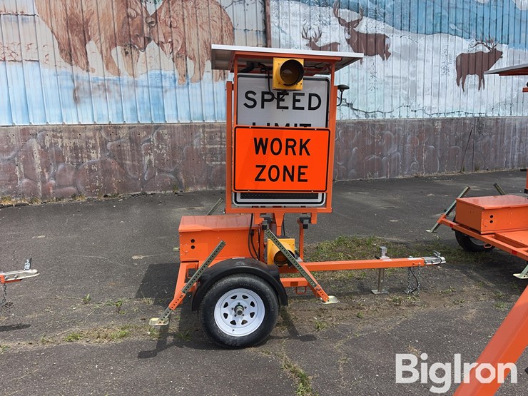 2023-wanco-traffic-control-trailered-speed-limit-sign-image-4