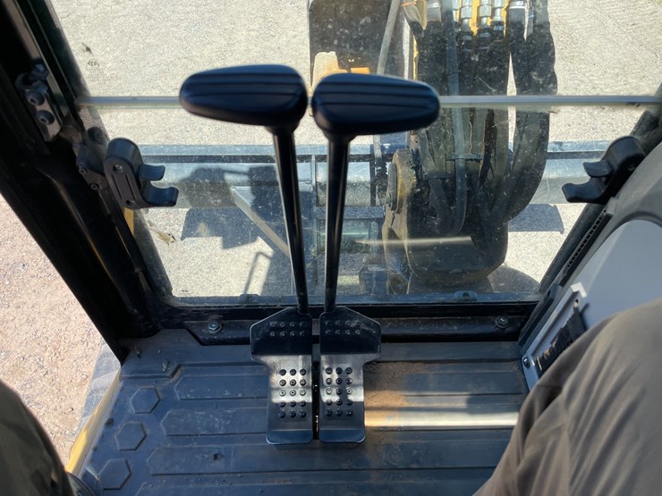 caterpillar-303.5e2-cr-image-52