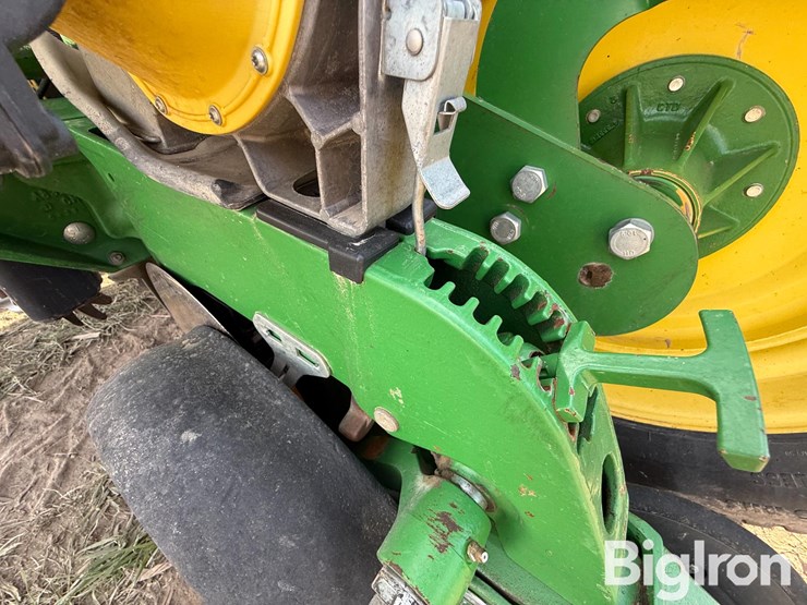 2011-john-deere-1770nt-ccs-image-15
