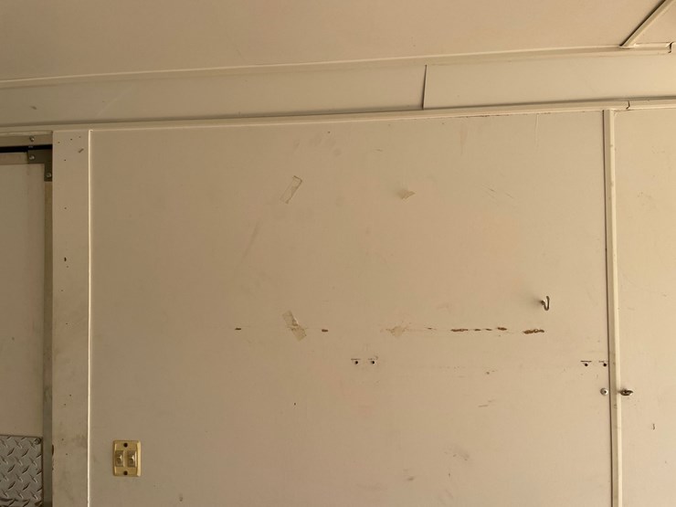#412-•-2012-middlebury-16'-enclosed-trailer-(has-wi-title)-image-67