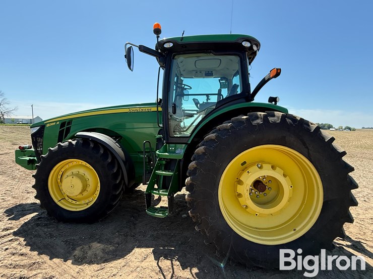2012-john-deere-8285r-image-8