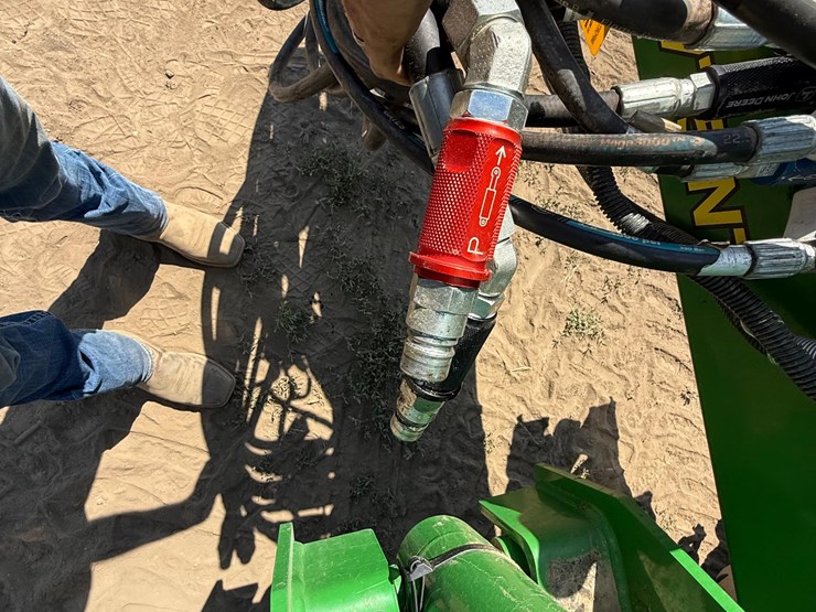 2023-john-deere-1775nt-image-15