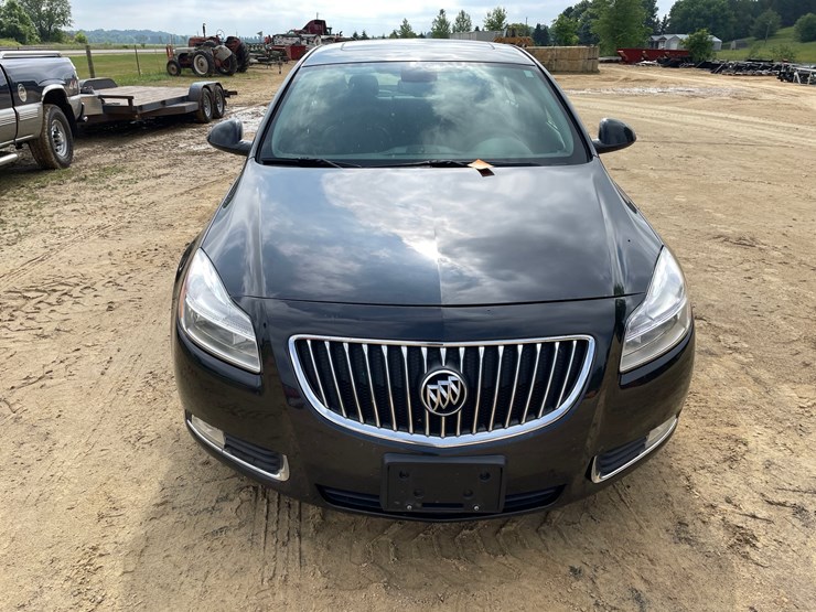 #205-•-2010-buick-regal-cx2-(delay-in-title)-image-2