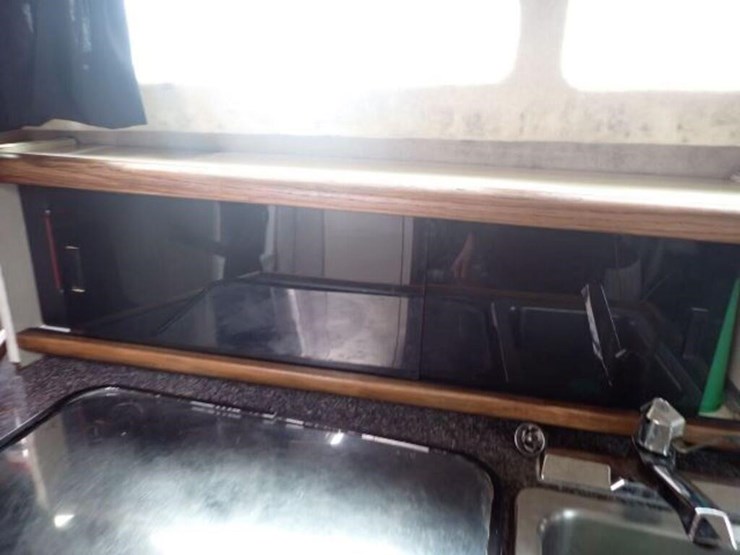 1989-bayliner-ciera-2650-26-ft-cabin-cruiser-bp1a6-image-60