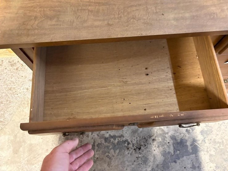 wood-cabinet-image-3
