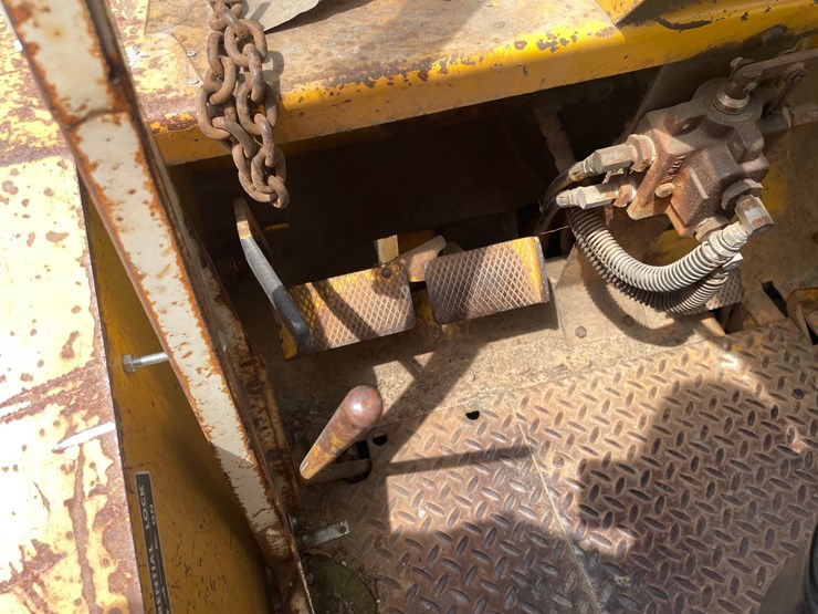 #302-•-liftmaster-rough-terrain-forklift-(boyceville-wi)-image-55