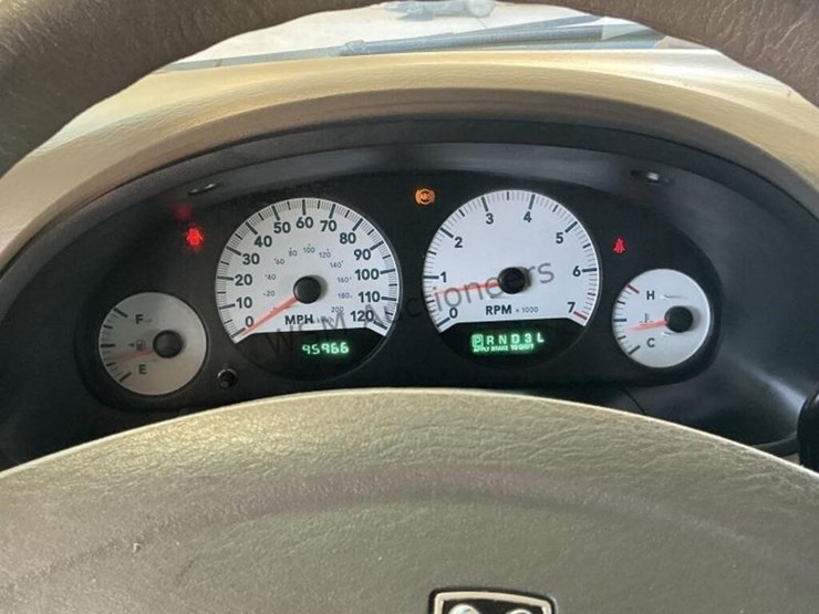 2005-dodge-grand-caravan-image-19