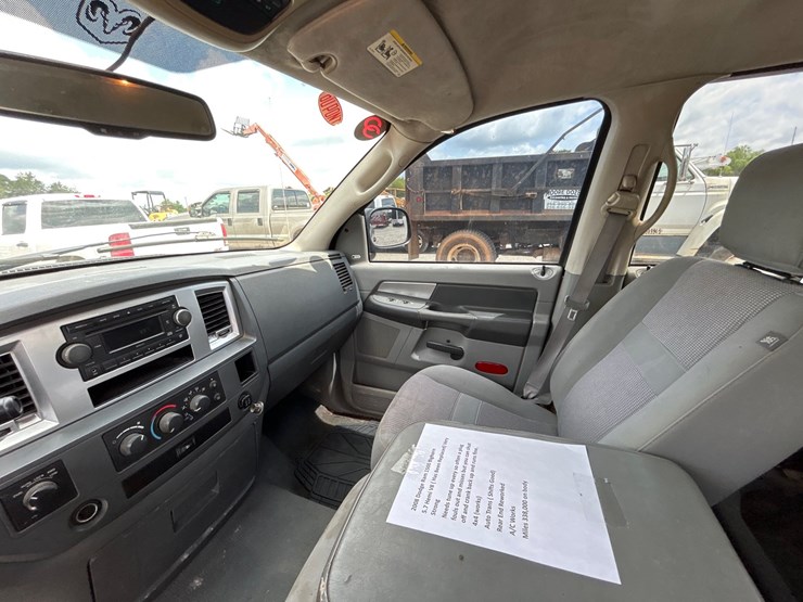 2008-dodge-ram-1500-image-12