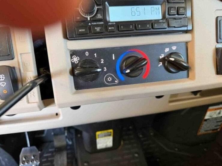 2018-john-deere-2018-image-30