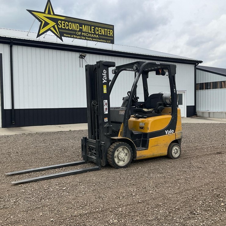 #1359 • 2010 Yale Forklift