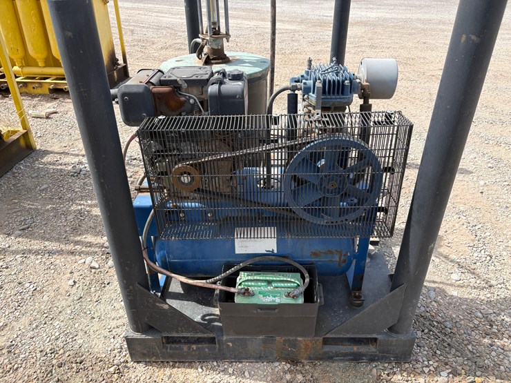 7’-x-4’-pneumatic-grease-pump-skid-image-4