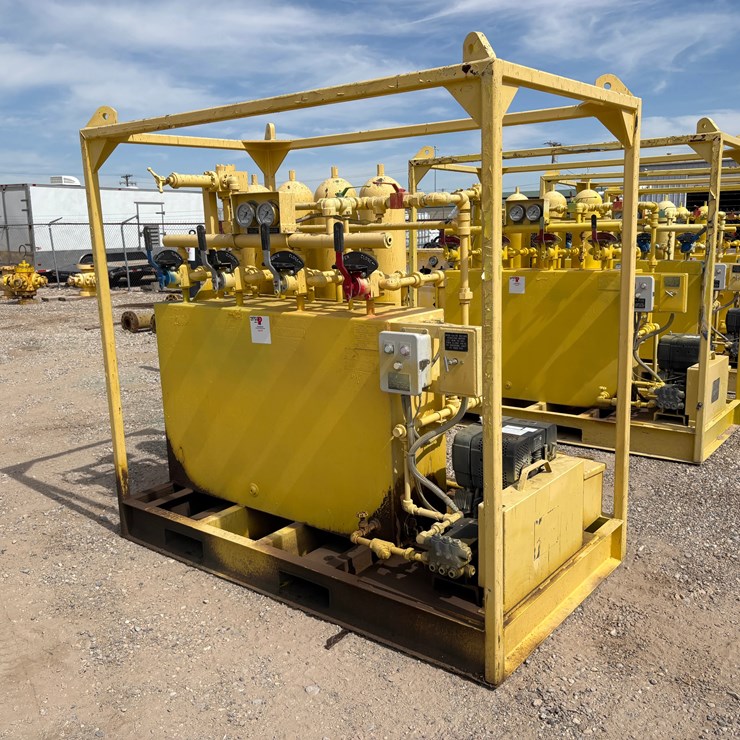 Meyer 4-station closing unit, skidded