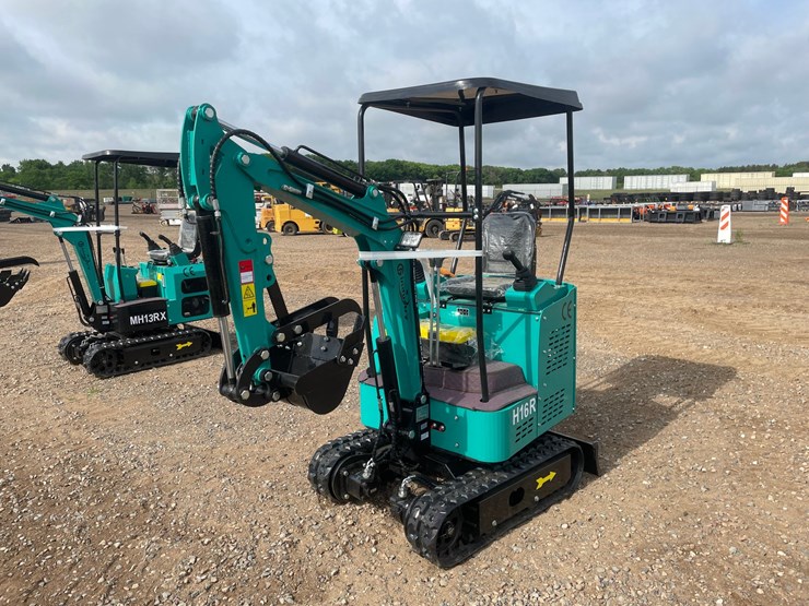 #2023-•-2026-cfg-h16r-mini-excavator-image-1