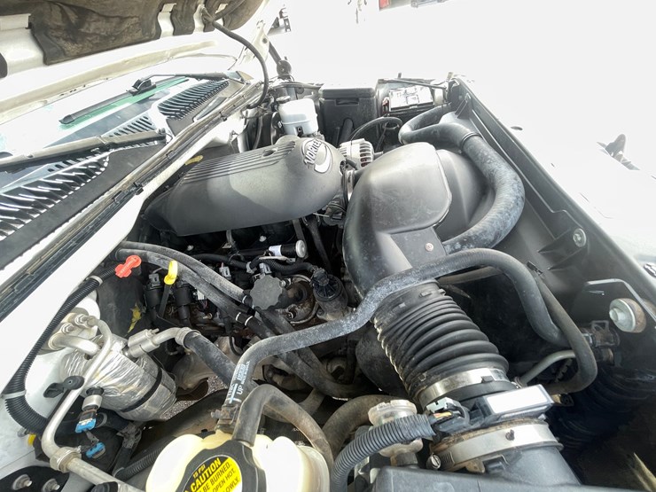 #212-•-2001-chevrolet-silverado-pickup-truck-(has-a-nm-title-image-91