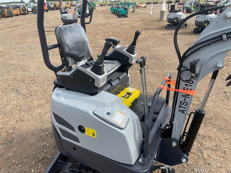 #2033-•-unused-2026-ats-mini-excavator-image-10