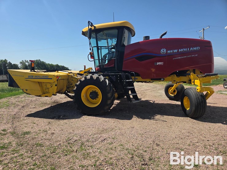 2023-new-holland-speedrower-220-image-8