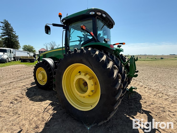 2012-john-deere-8285r-image-7