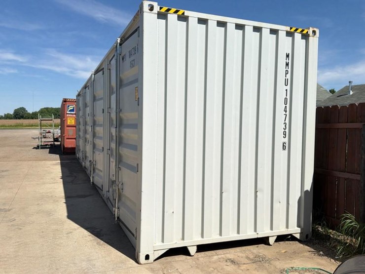 #4009-•-40'-high-cube-multi-door-shipping-container-image-3