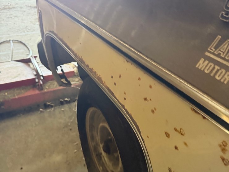 1979-￼chevy-5.7-diesel-half-ton-pickup,-2-wheel-drive,-needs-transmission-work,-shedded,-nice-shape-image-42